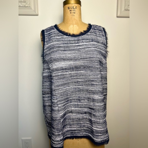 Anthropologie women’s navy & white sleeveless top with fringe detail xl - Picture 2 of 7